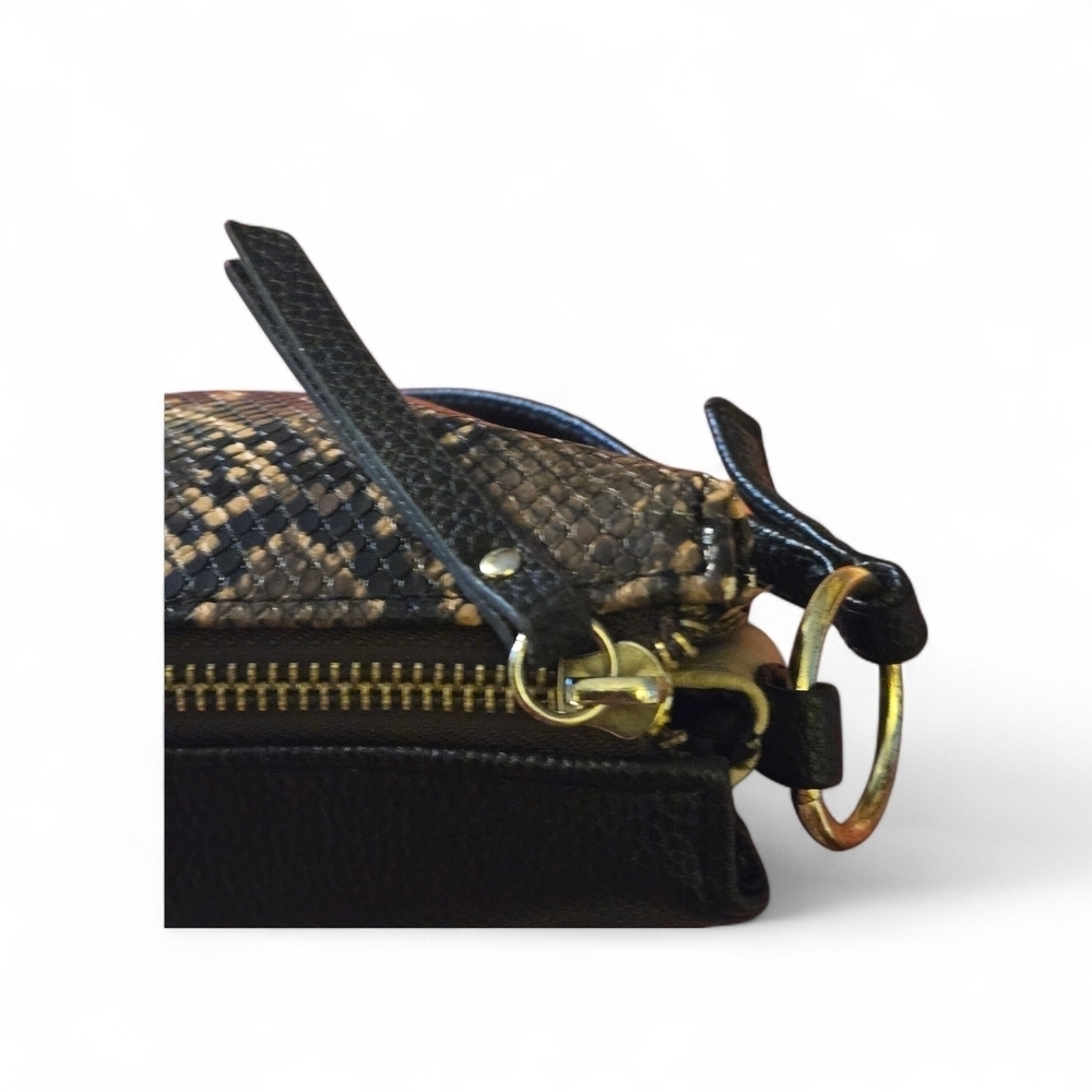 Time & Tru Faux Snakeskin Pattern Crossbody Bag 3 Compartments Zipper Closure - Picture 6 of 12